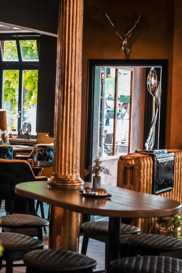 Hotel Schwarzer Adler Jever Eksteriør billede