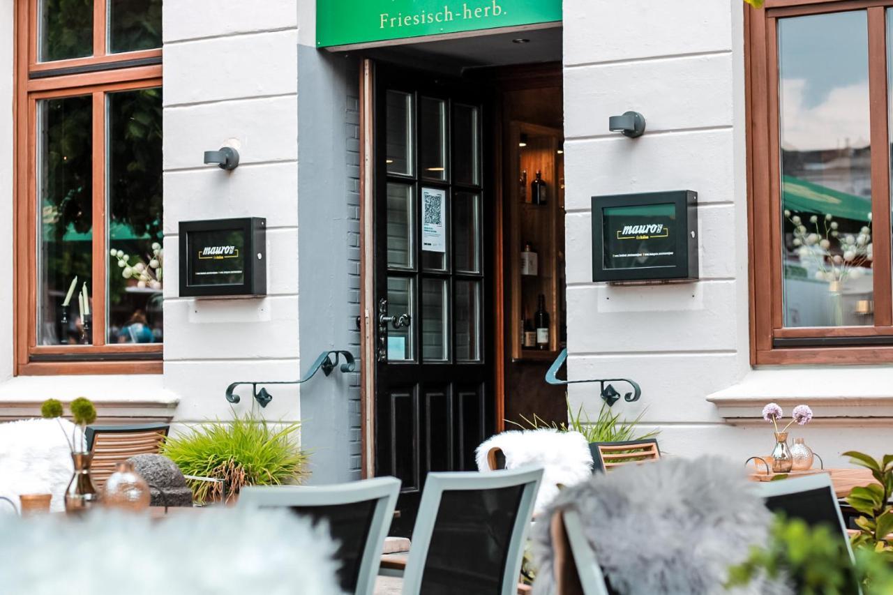 Hotel Schwarzer Adler Jever Eksteriør billede